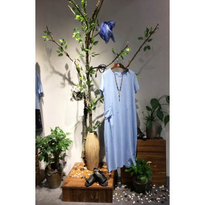 商場實(shí)體店鋪展示